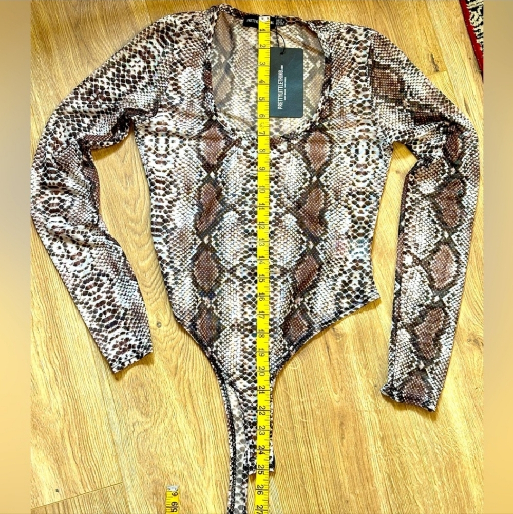 NWT, Pretty Little Thing Snakeskin Print Sheer Bodysuit - Picture 5 of 8